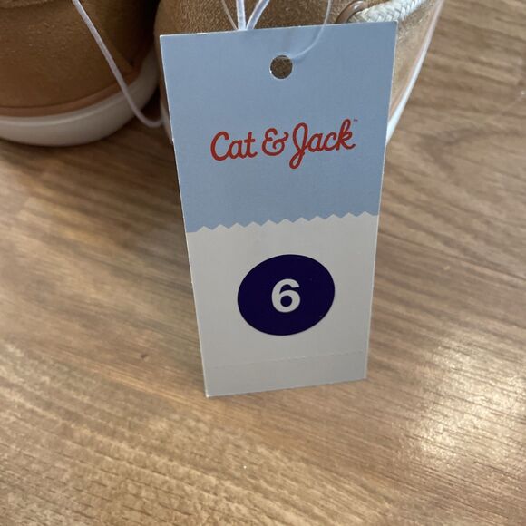 Cat & Jack Kids Boat Shoes Beige Size 6 Sneakers NIB - Picture 9 of 14